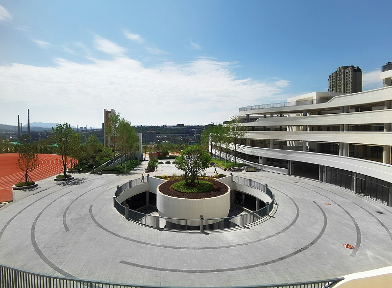 安寧中學(xué)透水PC磚